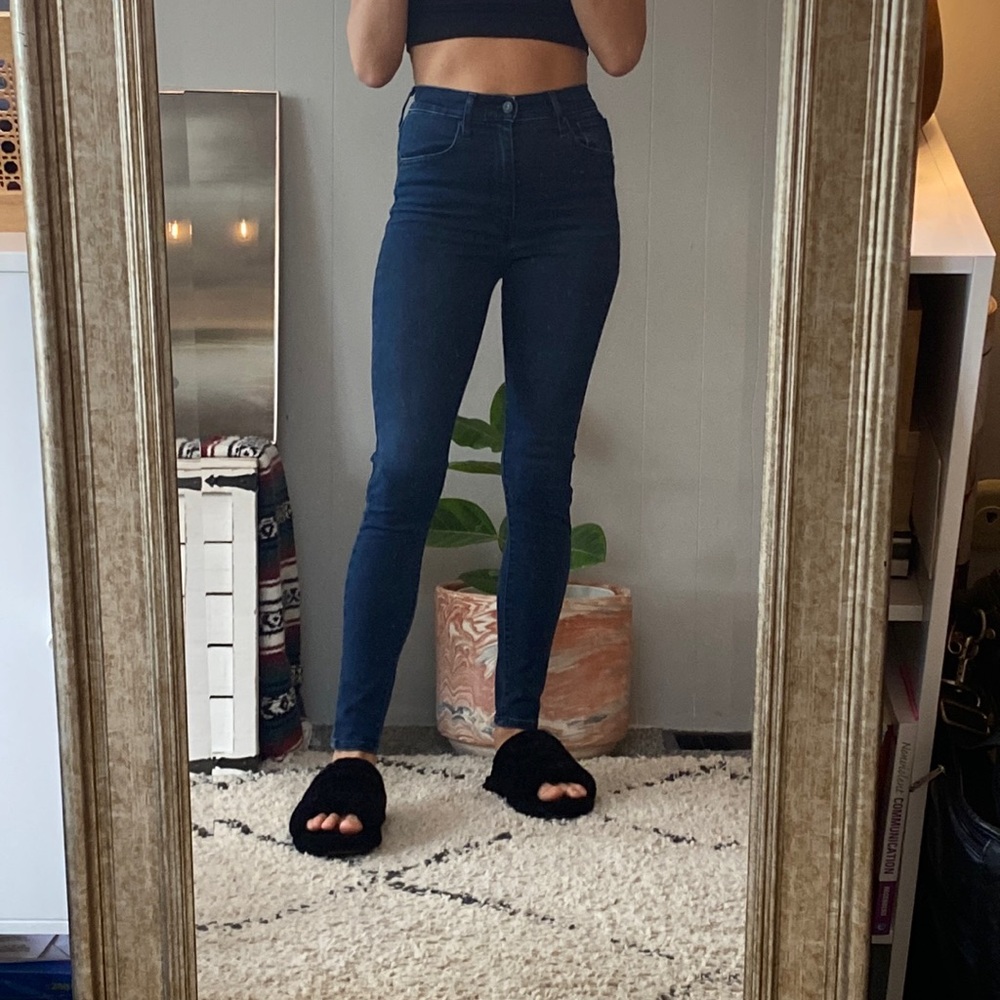 Levi’s mile high super skinny jeans - size 27.